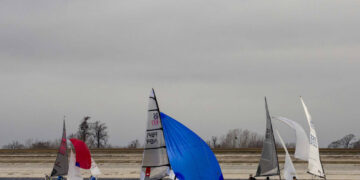SMITH STORMS TO GALE FORCE VICTORY AT THE DATCHET FLYER