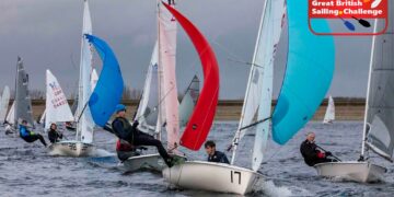 GILLARD & GRAY ROCKET TO FLYER VICTORY